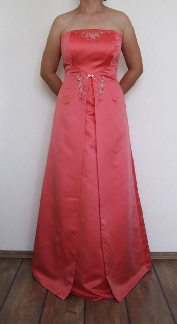 Spoločenské šaty, 38