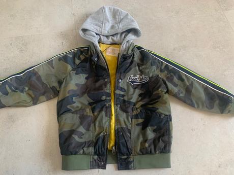 Super vetrovka na prechod, zara,128