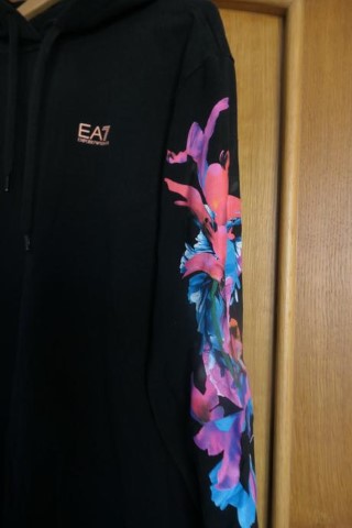 Emporio armani stylove,trendy,moderne orig. m/l, armani,m