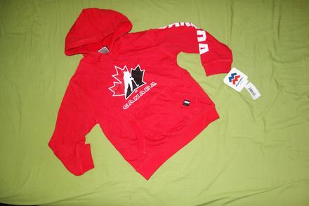 Nove mikinka canada, 116