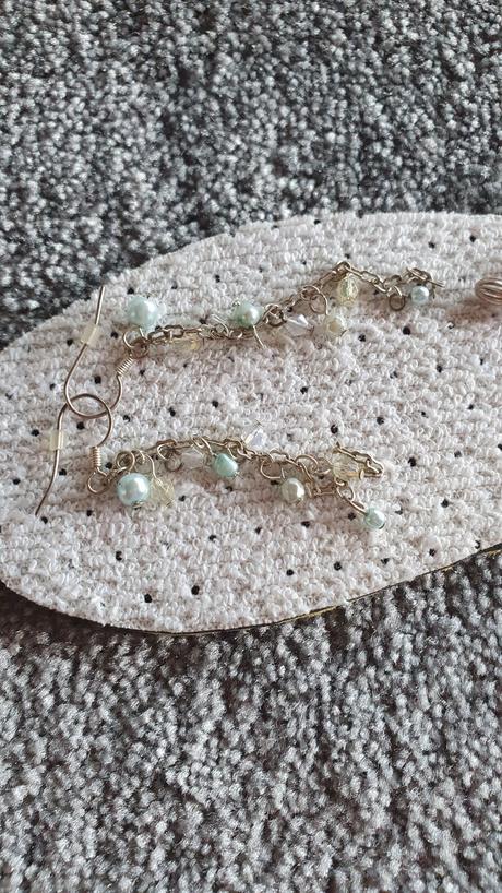 Strieborné náušnice, 