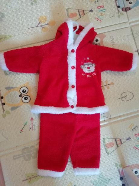 Mikulášsky kostím, 62