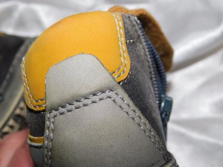 Kvalitne kožene topanky,na boku zips, bama,21