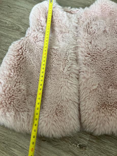 Hruba vesta, f&f,104