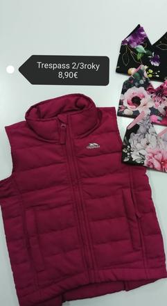 Cyklamenová vesta trespass, 98