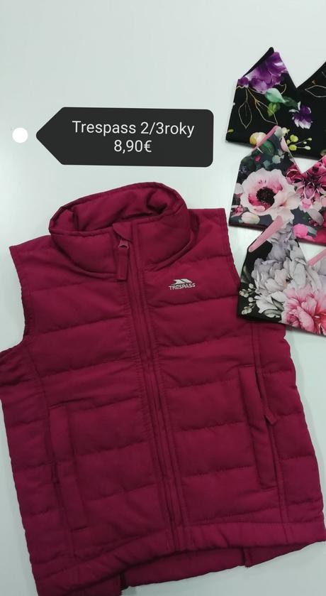 Cyklamenová vesta trespass, 98