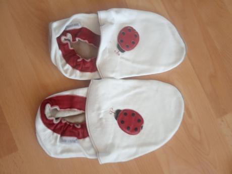 Celokozene jednovrstvove capacky, 41