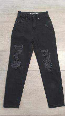 Roztrhané rifle, clockhouse,xs