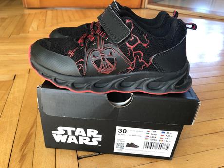 Blikajúce tenisky star wars, 30