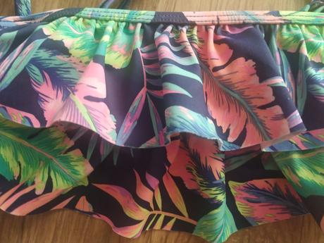 Dievčenské plavky v 146/152, 152