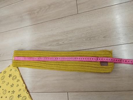 Šál s tunelom, 104