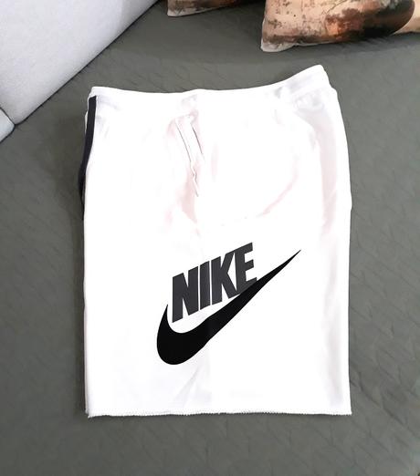 Predám pánske kraťase zn. nike, veľkosť "l", nike,l