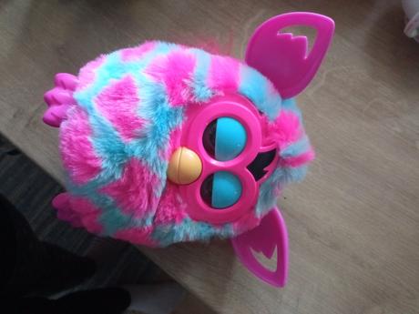 Furby,