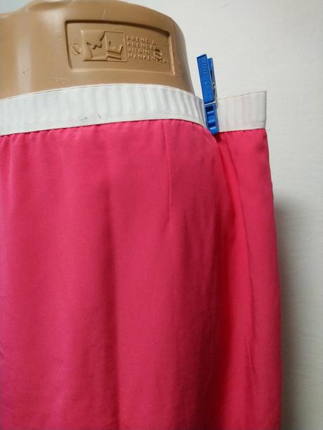 Dámska sýto ružová sukňa, italy, xxl