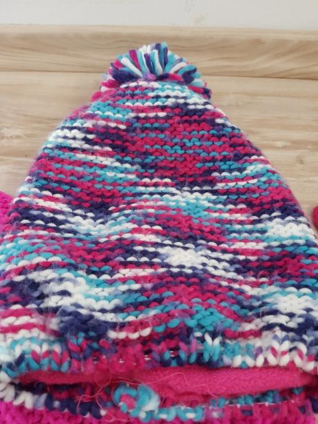 Set čiapka-nakrčnik, rukavičky, lupilu,98