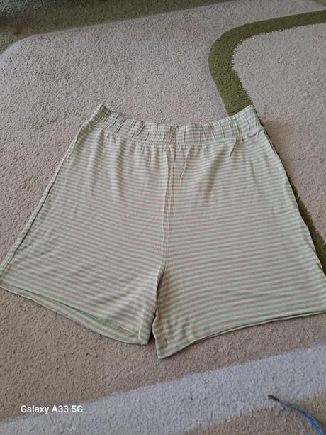 Kratasy č.m, vero moda,m