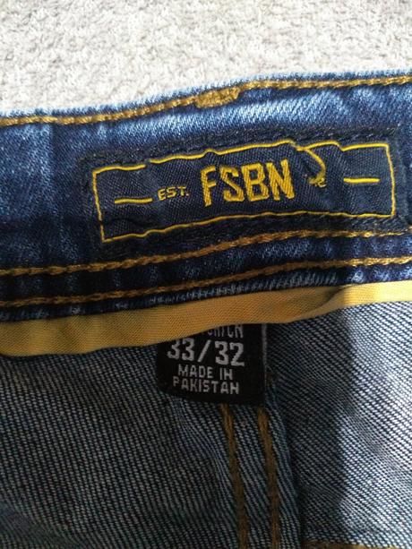 Dvoje panske rifle 33, l