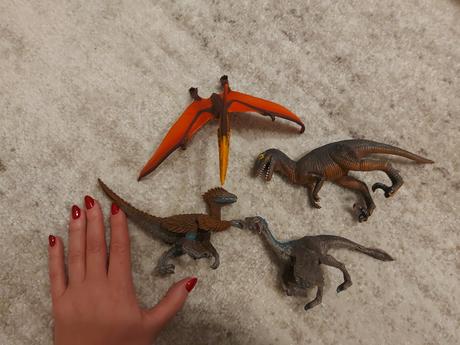 Dinosaury - cena za kus, 