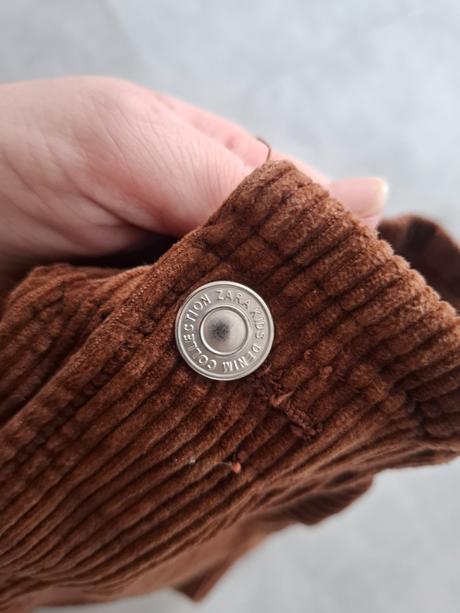 Menčestráková, zara,122