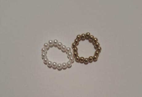 Set šperkov -náušnice, retiazka, prívesky, prstene, sinsay