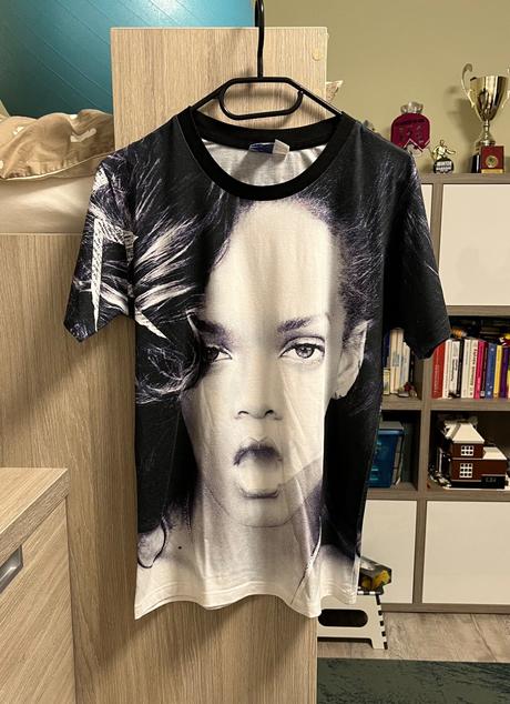 Tričko rihanna, l