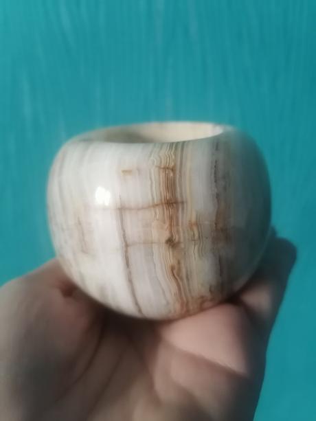 Svietnik prírodný kameň, 