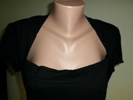 Tričko s rafinovane riešeným chrbátikom, 40