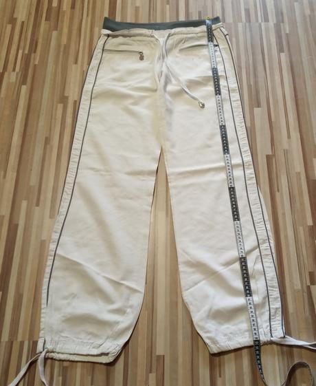 Športové nohavice s, s