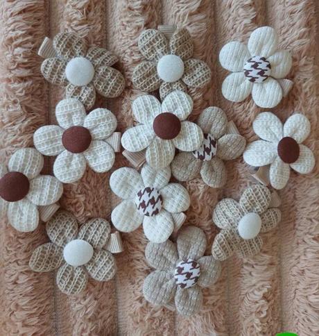 12 kusov sponiek kvietky, 