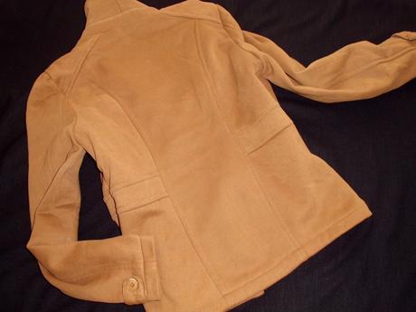 Ann christine  camel 40, m