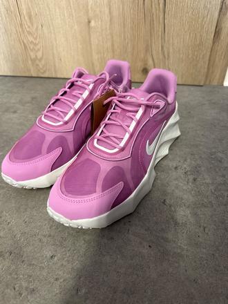 Nike aura edge tensiky nové, nike,42