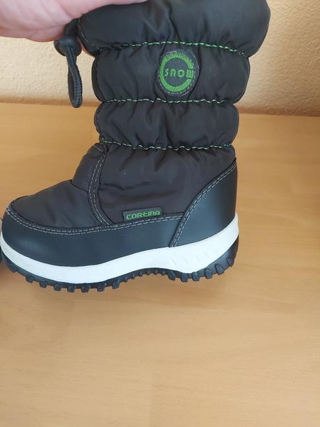 Chlapčenské snehule 24, 24