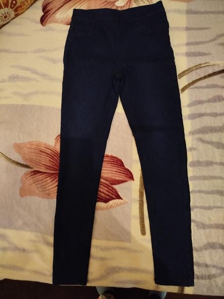 Darujem rifle c.36 za poštovné 5,50 eur, women'secret,36