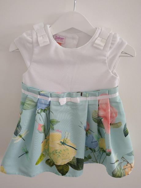 Slávnostné šaty, 80