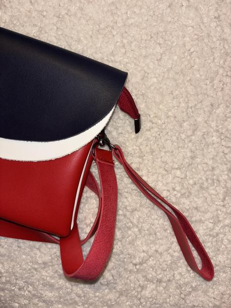 Crossbody kabelka,