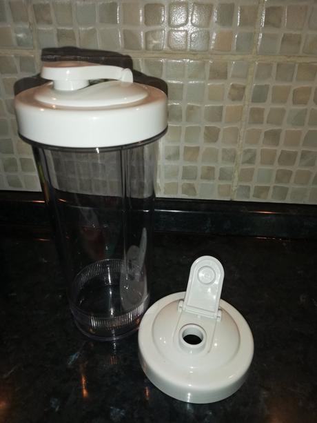 Nádoba na smoothie + vrchnák, 