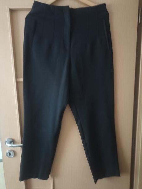 Čierne nohavice veľ.l, sinsay,l