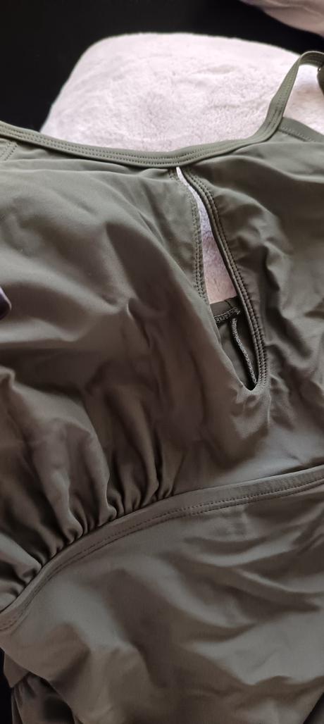 Sťahujúce plavky, xxl