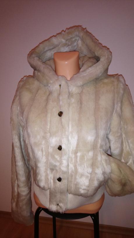 Kožuchová bunda golddigga, s