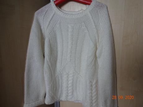 Biely pulovrik, mayoral,134