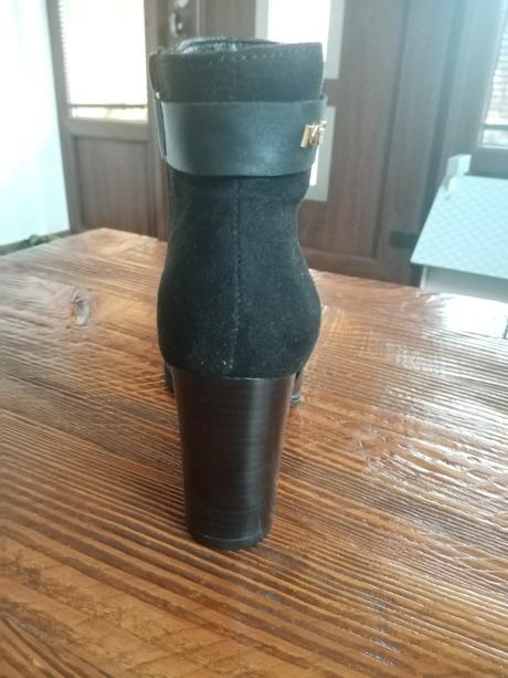 Dámske členkové čižmy., mexx,39