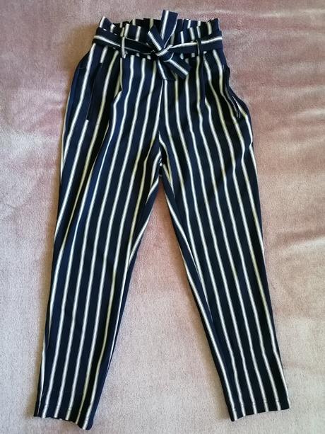 Pruhované nohavice, stradivarius,xs