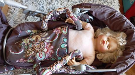 Kočík pre bábiky,