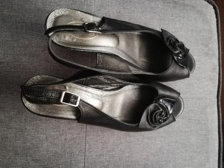 Dámske sandále., 40