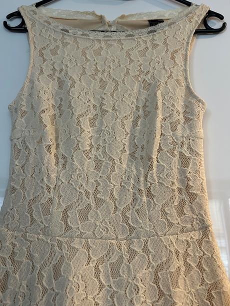 Prekrásne krajkové šaty, xs