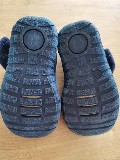 Takmer nenosené, ako nové., 19