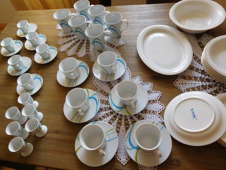 Porcelánová sada na čajík+kapučíno+kávičku-nová, 