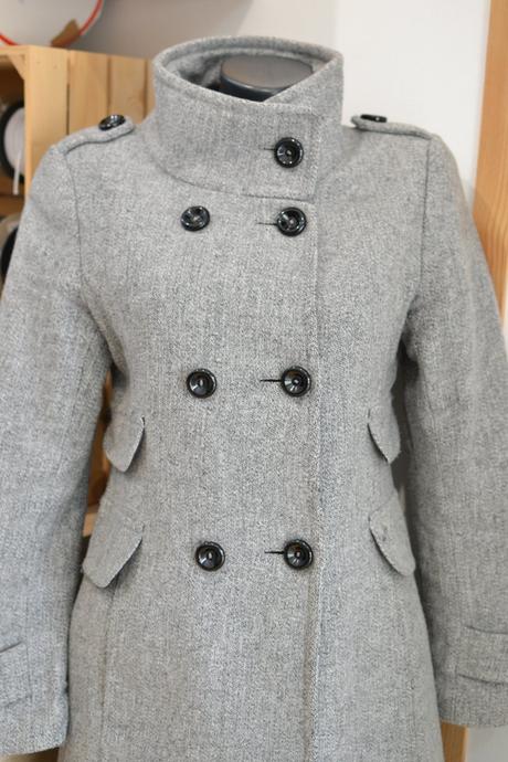 Sivý kabát áčkového strihu 38, 38