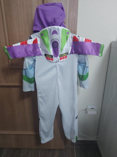 Kostým karnevalový, 