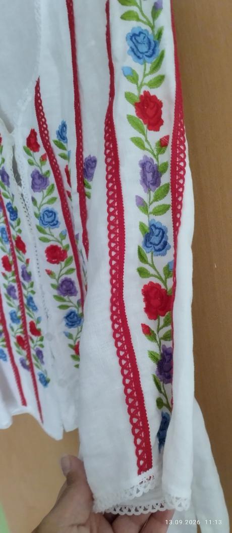 Folklórna blúzka, l